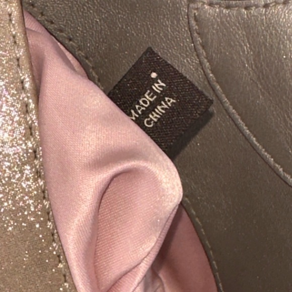 COACH LEXI Champagne Gold Sparkle Leather Satchel Handbag L1120 - F18829 - Picture 7 of 7